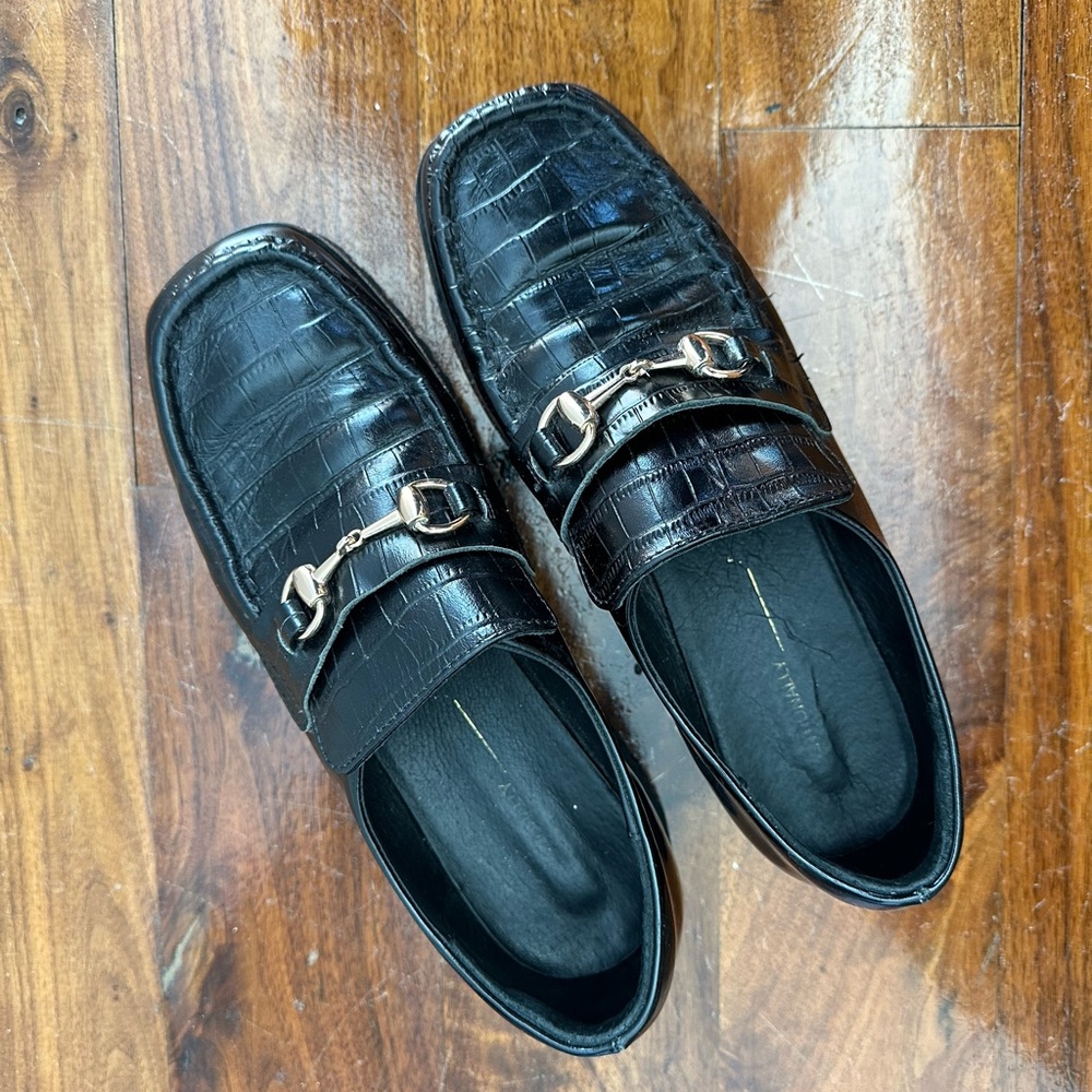 Intentionally Blank leather platform loafer HK 2